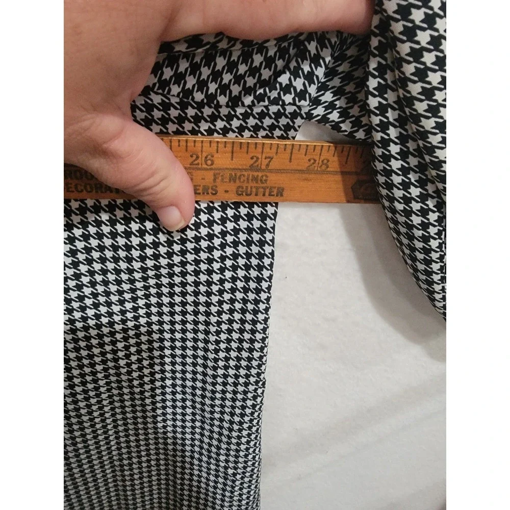 Torrid‎ Harper Blouse Black White Houndstooth Georgette Pullover Plus 3 / 3X
